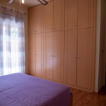 Mika's House In Village Apartment