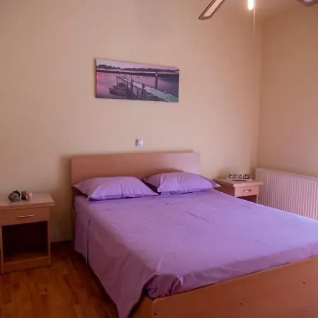 Mika's House In Village Apartment *